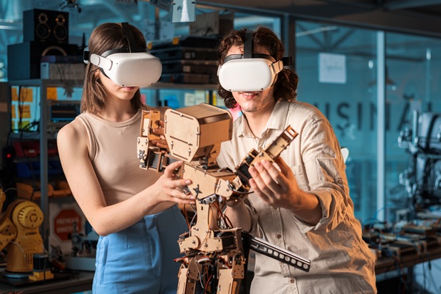 Digital Twins in Industry: Simulating the Future of Operations